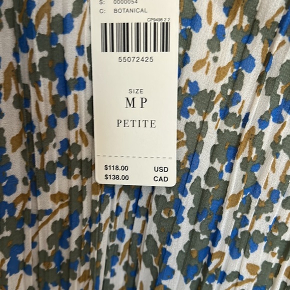 Maeve - Picture 4 of 9